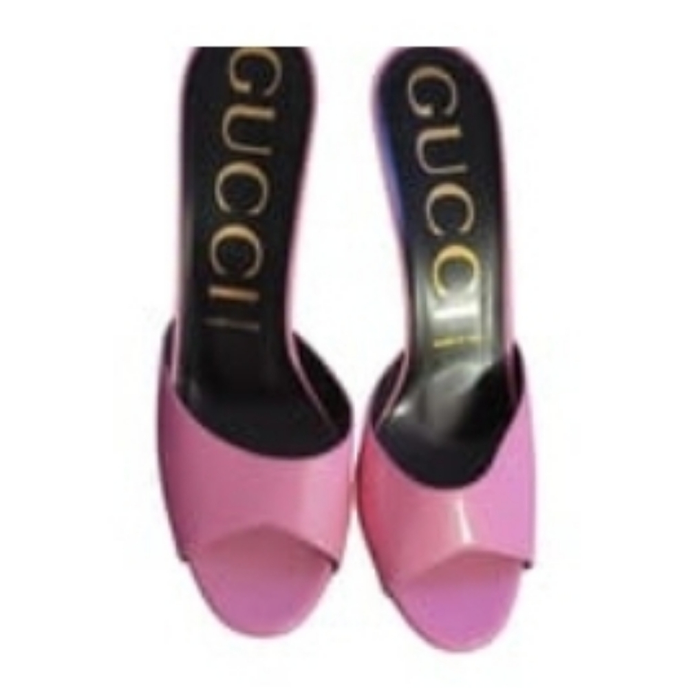 Gucci heels